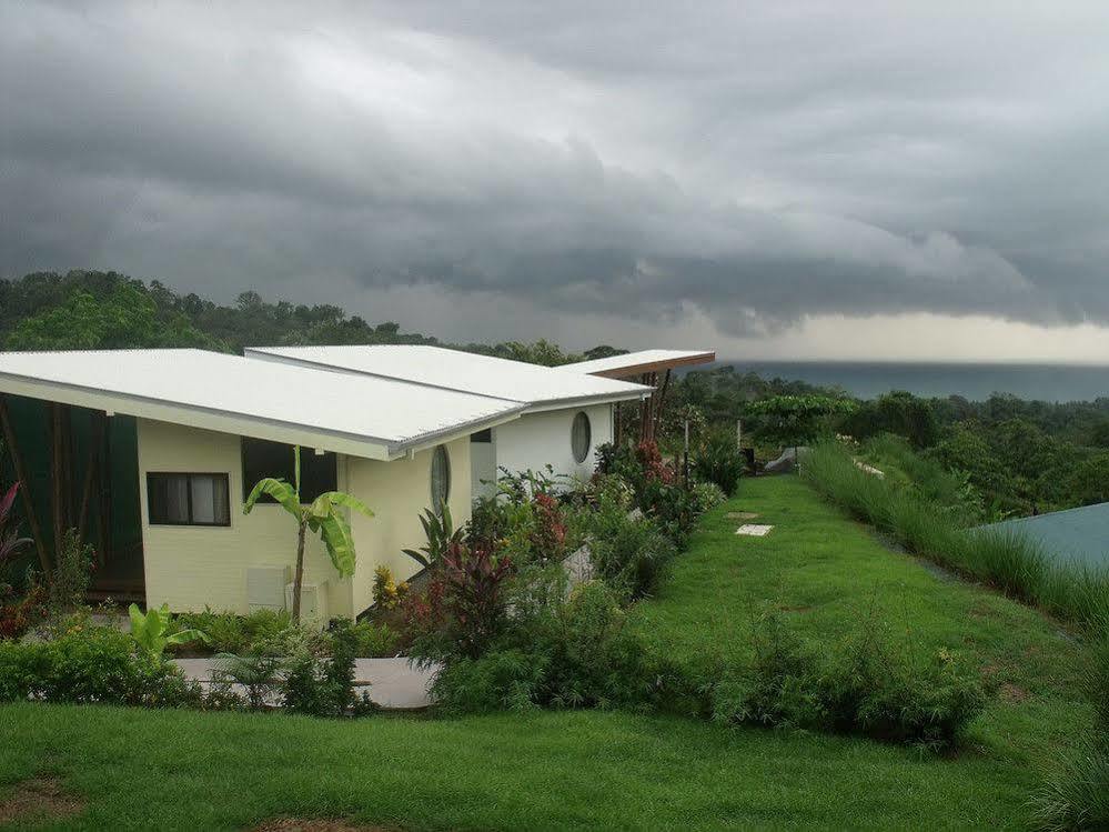 Eden Tica Lodge Uvita Extérieur photo